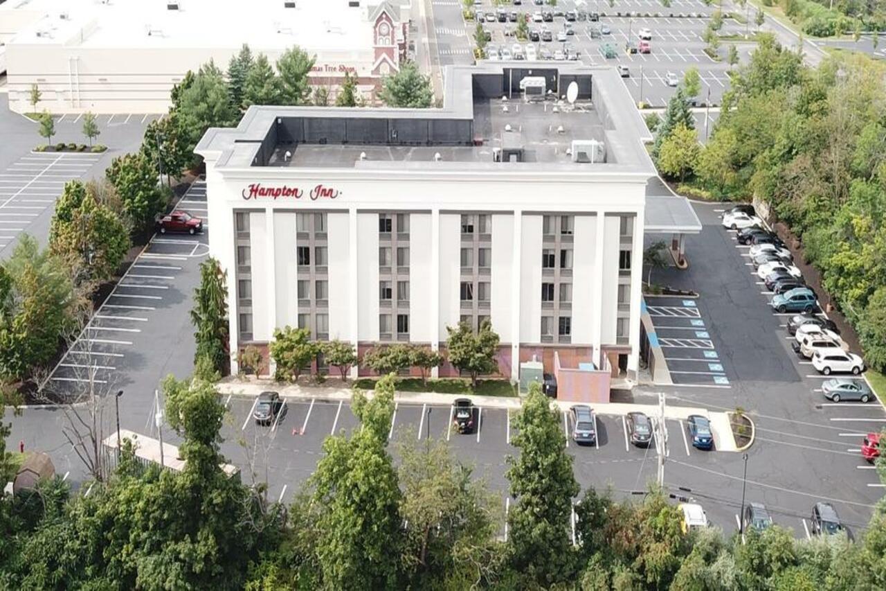 Hampton Inn Portsmouth Central Exterior photo